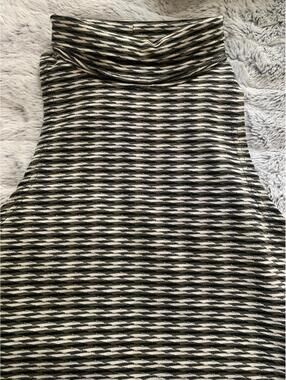 Free People Cowl Neck Top XS Knit Sleeveless Fitted Tank